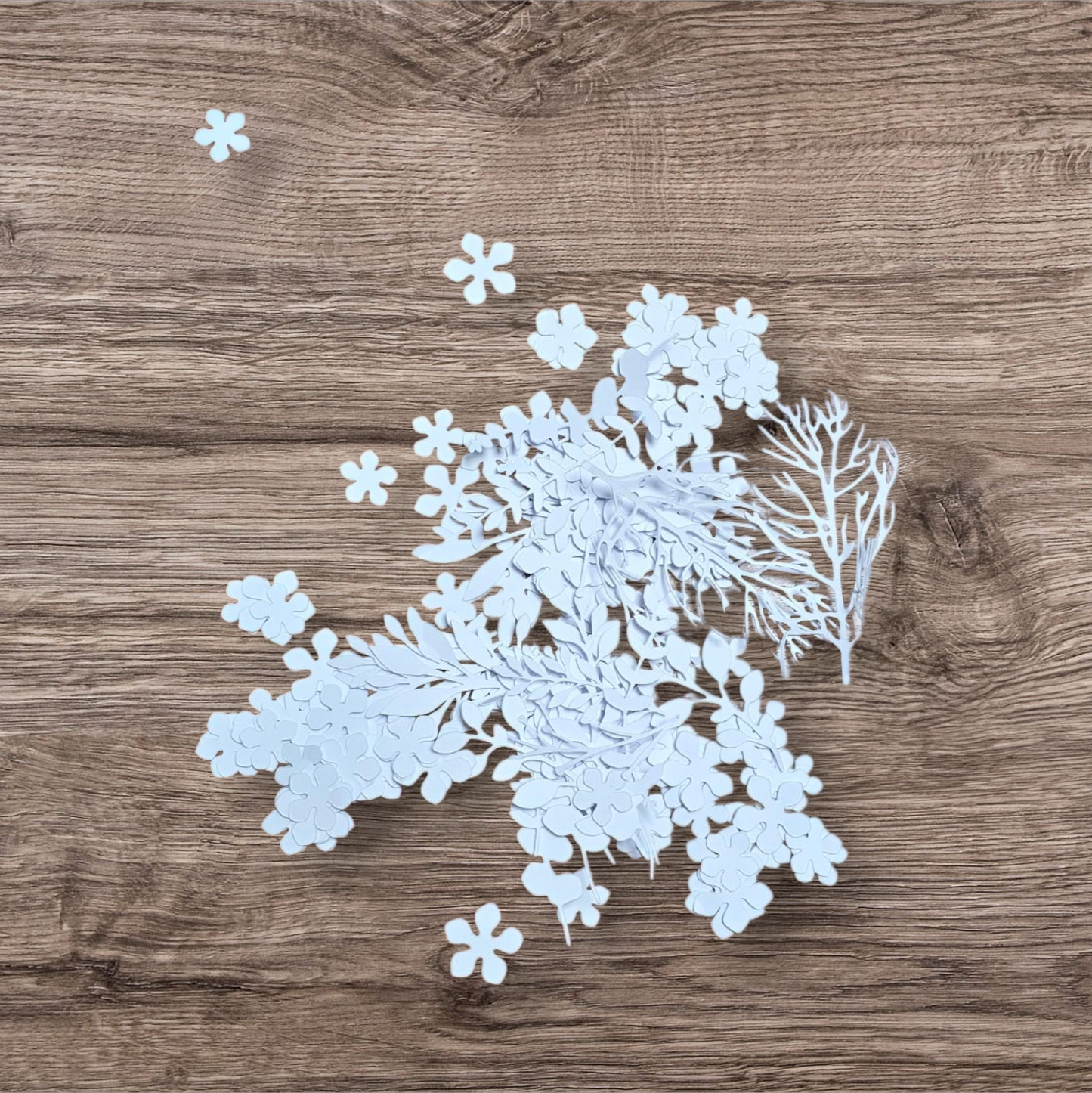 150+ Piece Premium Small Flower & Leaf Die-Cut Pack